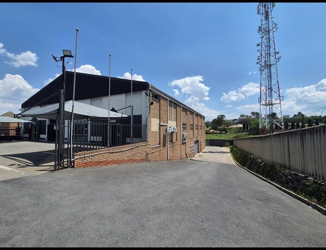 1,200M² WAREHOUSE TO LET IN KYALAMI